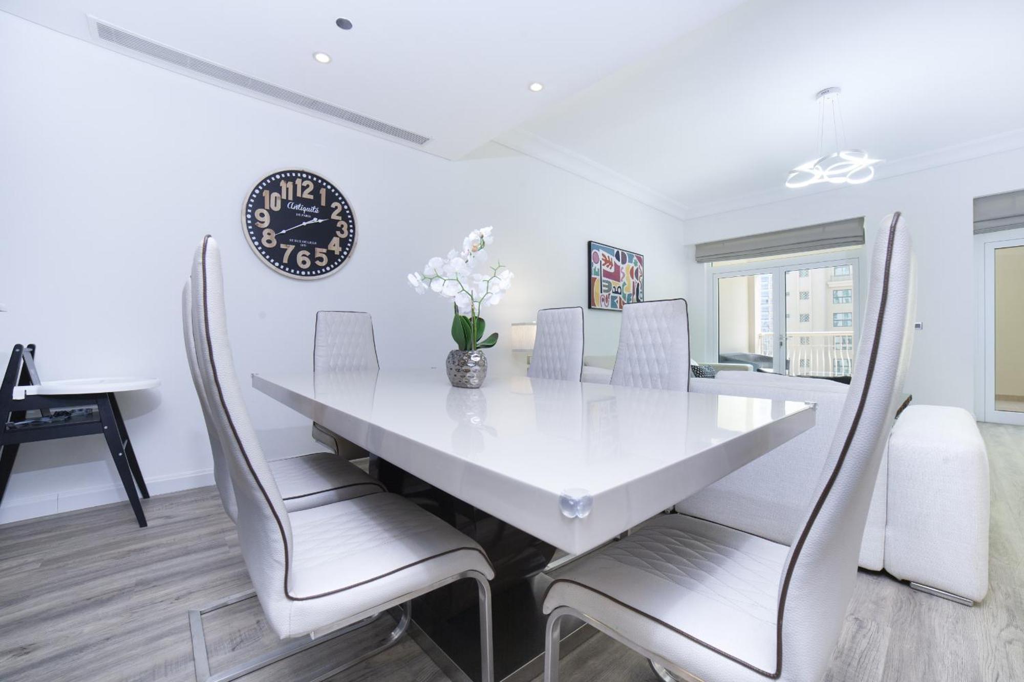 Lux Living On Palm Jumeirah With Pool & Access Apartamento Dubái