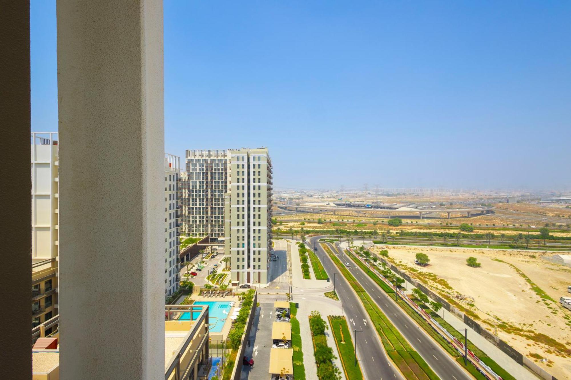 Apartamento Socio Tower1 - Hills Modern Urban Retreat In The By Serenity Living Homes