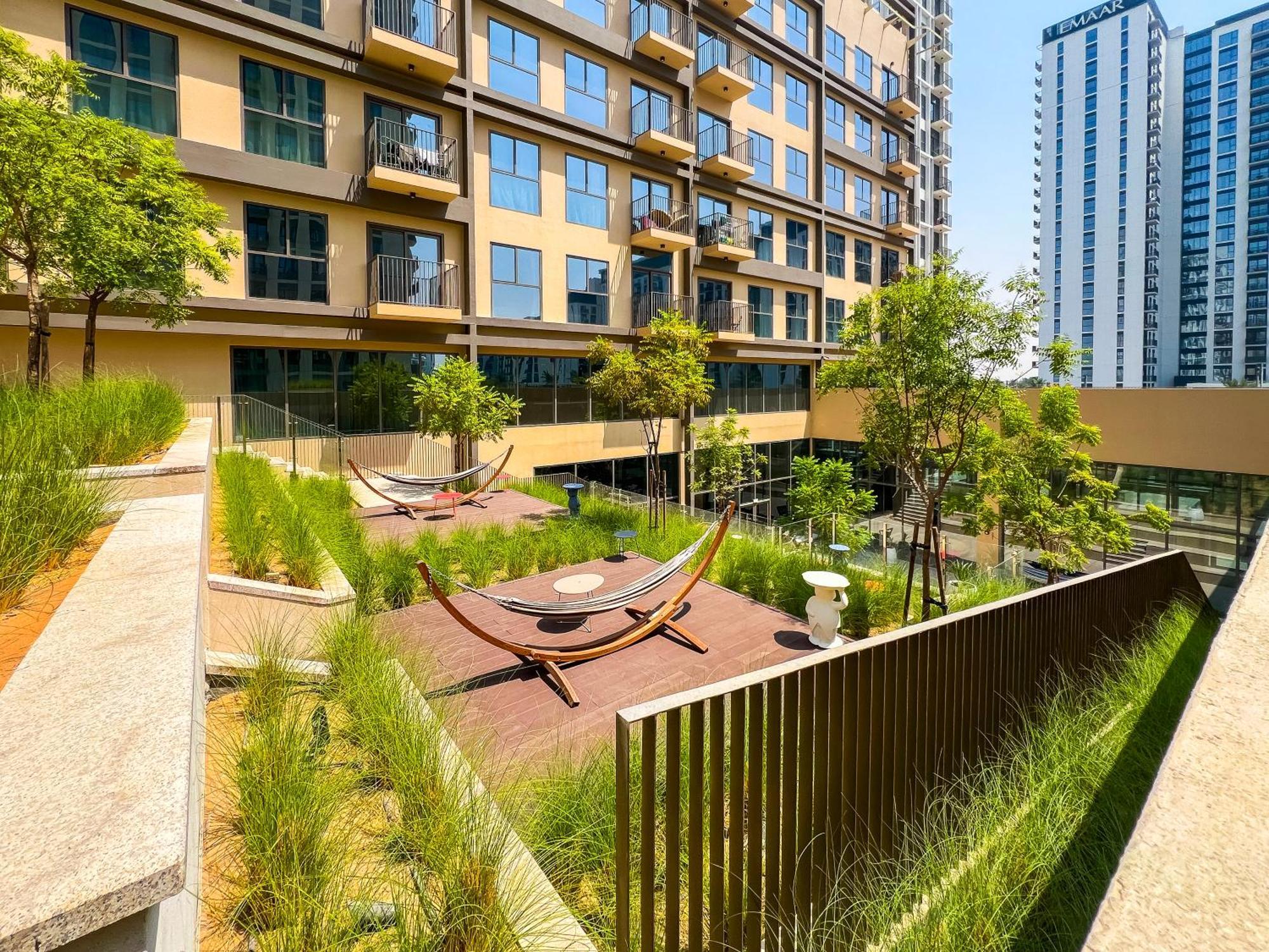 Socio Tower1 - Hills Modern Urban Retreat In The By Serenity Living Homes Apartamento Dubái