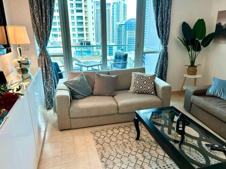 Marina View With Pool, Gym, Tennis Court, 5 Mins To Dubái