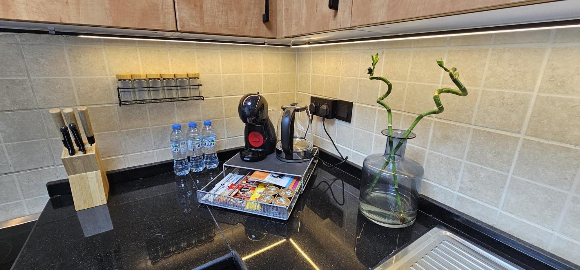 Exquisite Marina View 2 Bedrooms Near Metro And Marina Mall Appartement