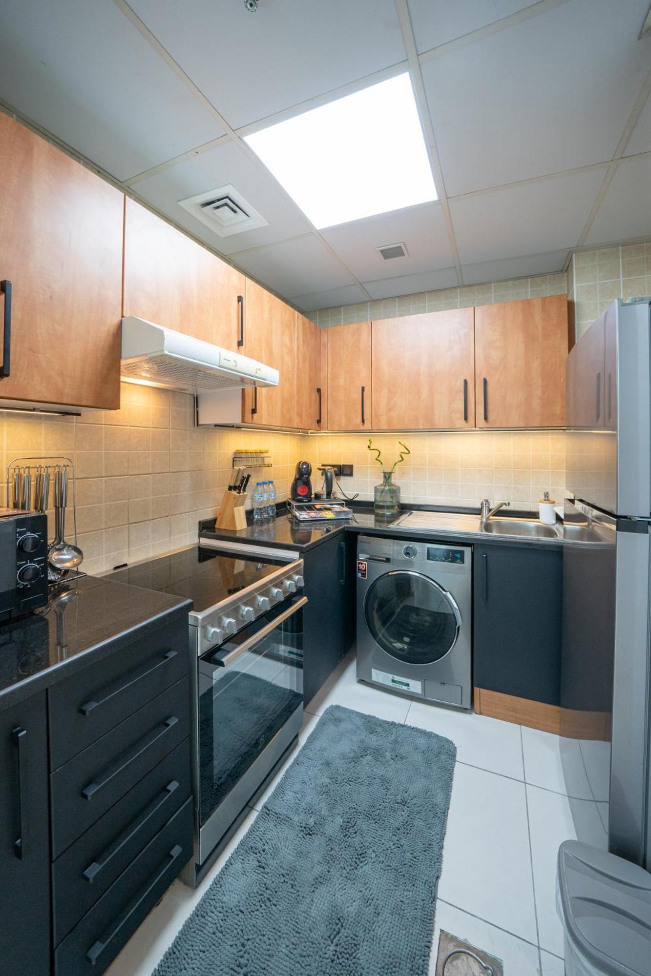 Exquisite Marina View 2 Bedrooms Near Metro And Marina Mall * Dubaï