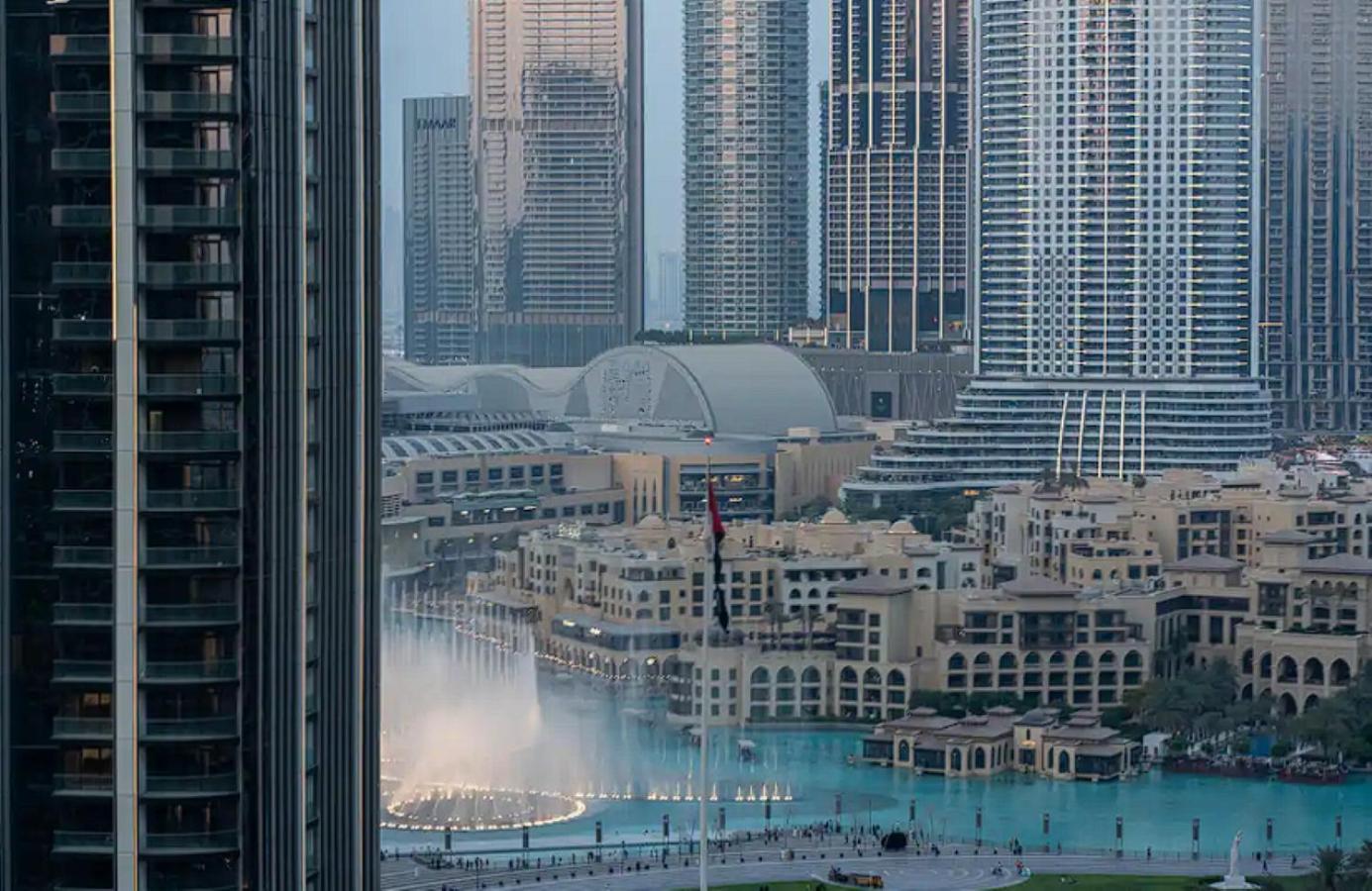 Stunning 3 Bedroom With Burj Khalifa And Fountain Views - Sleeps 9 - 2 Balconies Appartement *