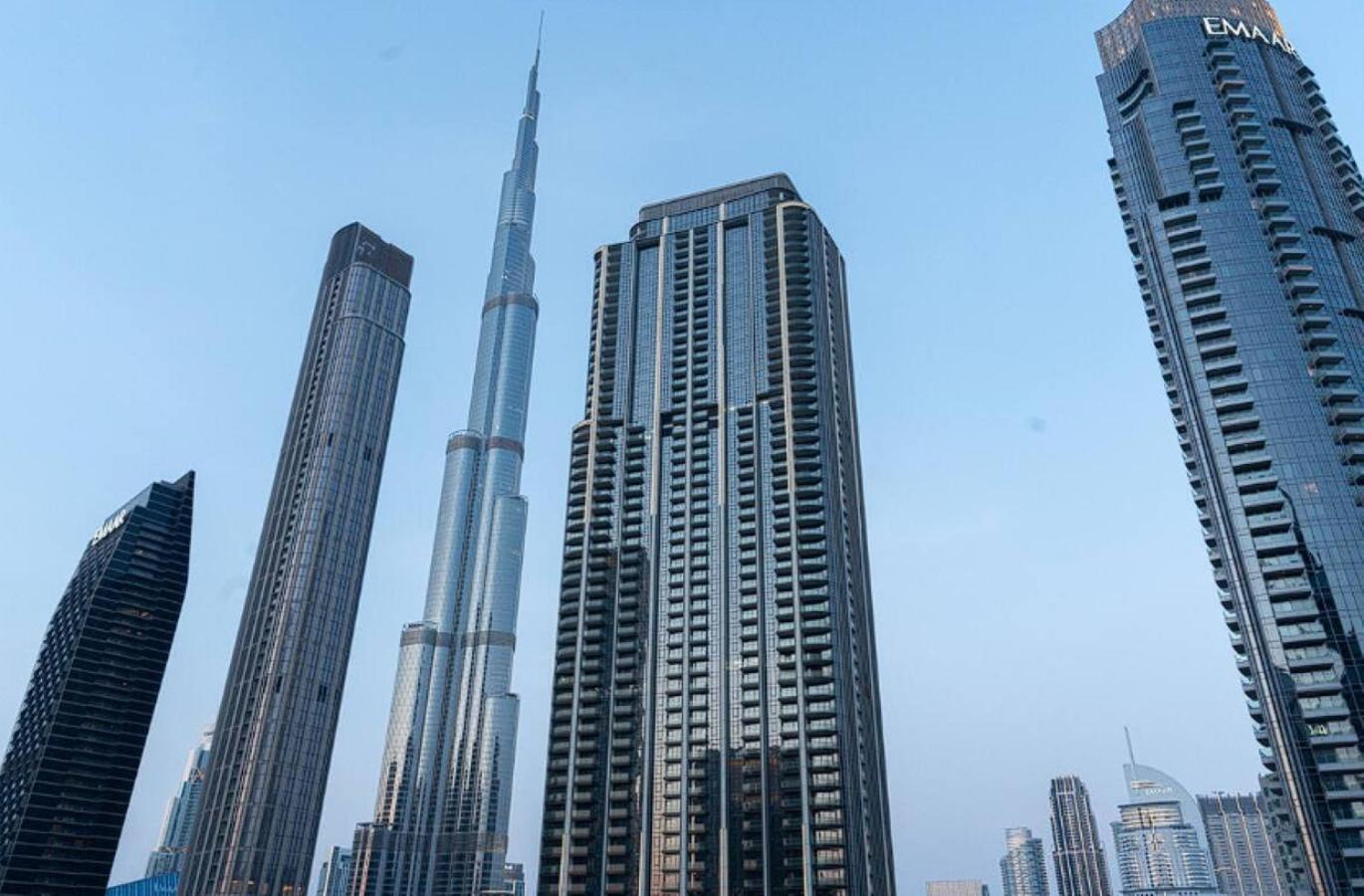 Stunning 3 Bedroom With Burj Khalifa And Fountain Views - Sleeps 9 - 2 Balconies