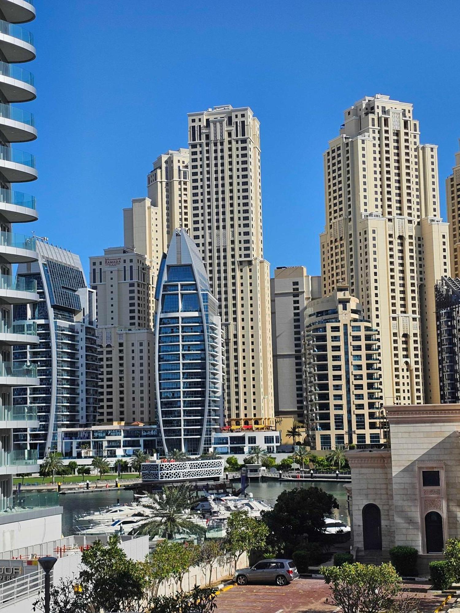 Apartment Tudors One Marina View Rooftop Pool Four Beds Dubai