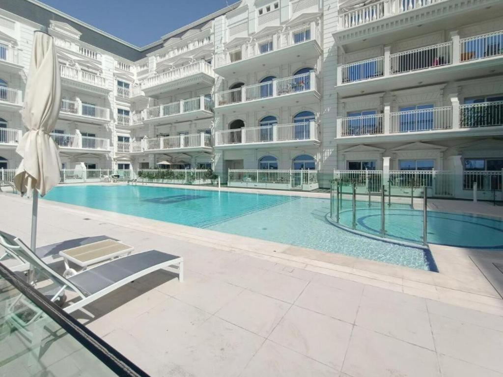 Apartamento Spacious In Arjan In Vincitore Palacio