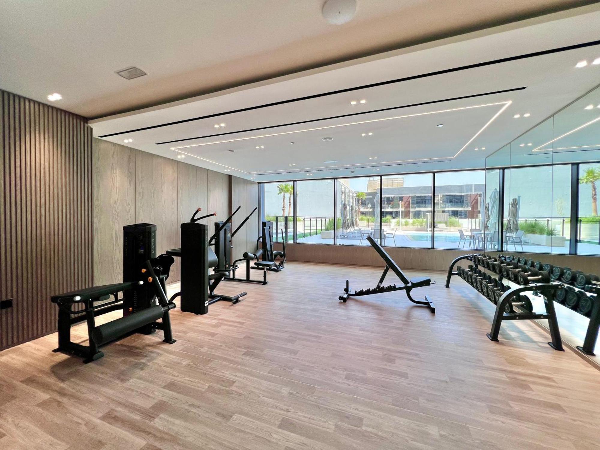 1 Bedroom In Jvc *