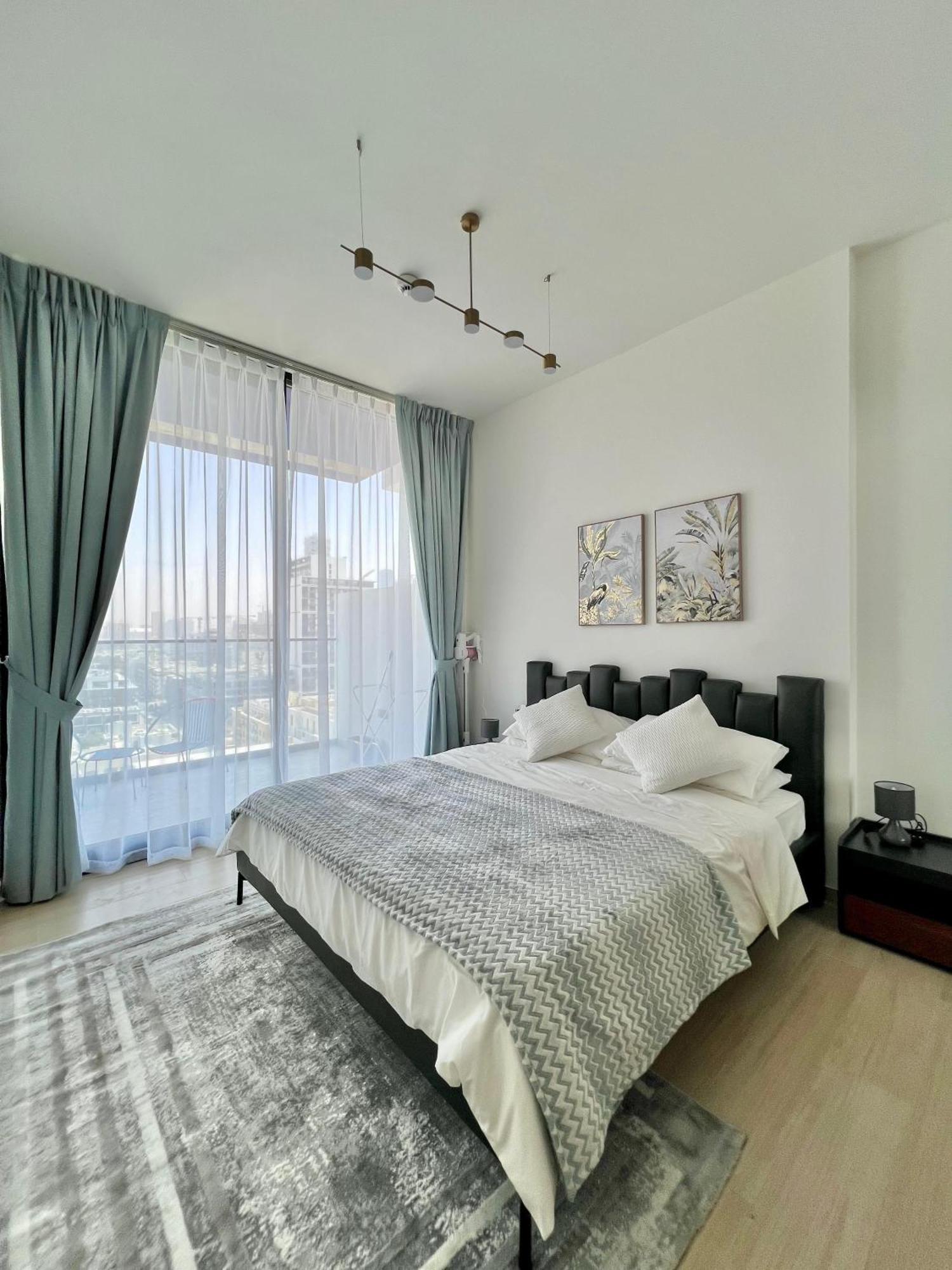 1 Bedroom In Jvc