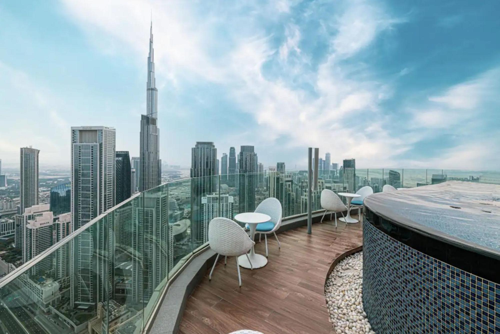Apartamento High Floor In 5 Star With Infinity Pool Burj View Gym Sauna Dubai