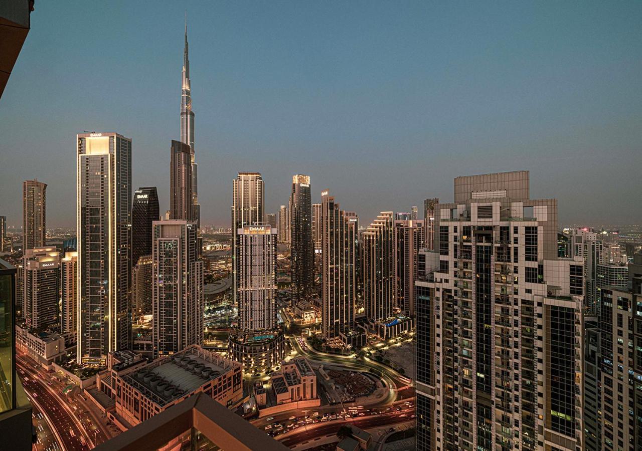 High Floor In 5 Star With Infinity Pool Burj View Gym Sauna Apartamento