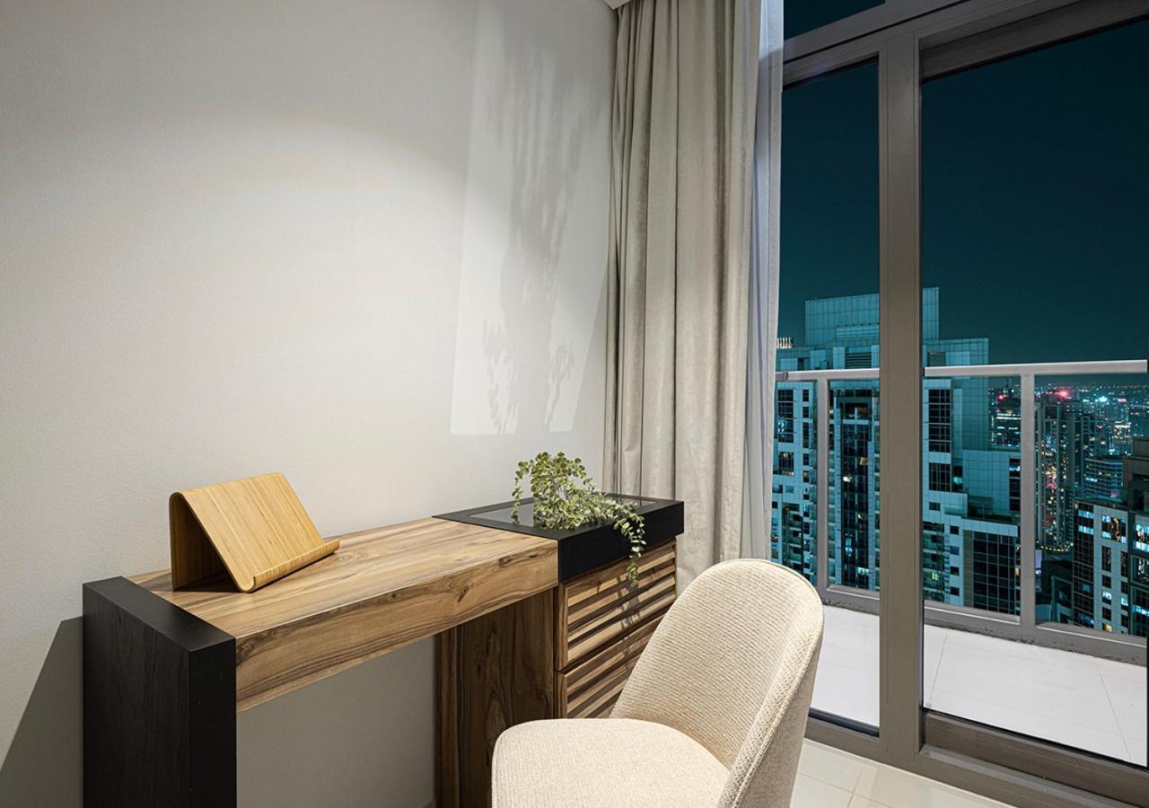 High Floor In 5 Star With Infinity Pool Burj View Gym Sauna Apartamento Dubai