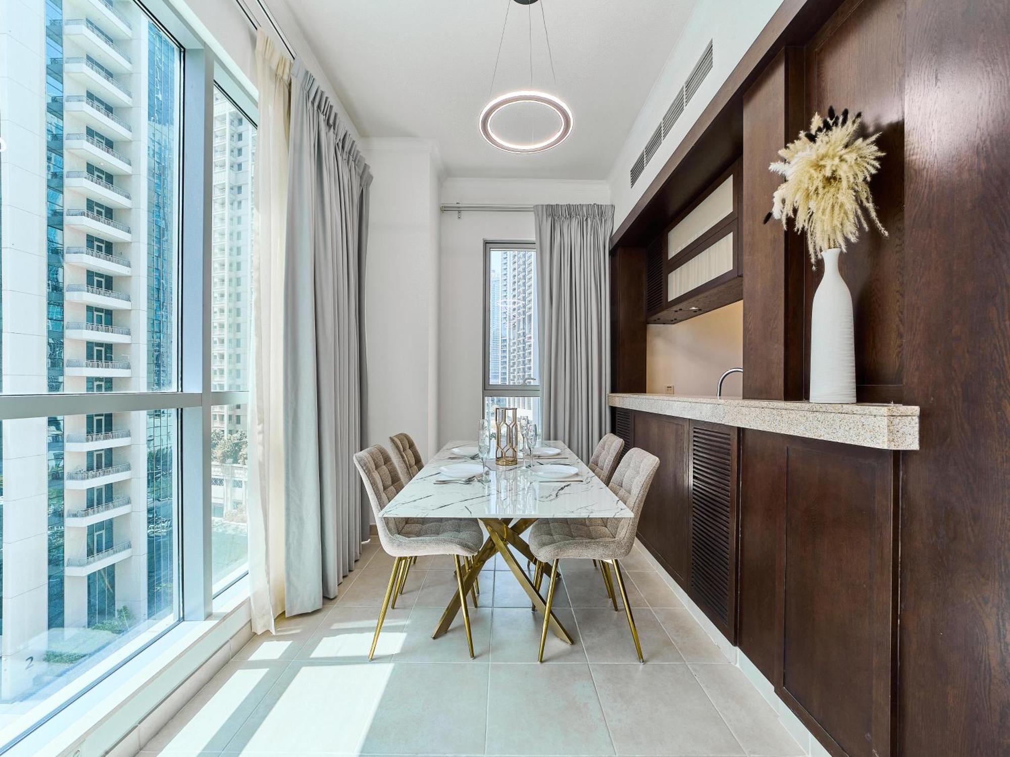 Golden Homes Burj Residences Tower 05 1br View Near Mall & Burj Khalifa Appartement