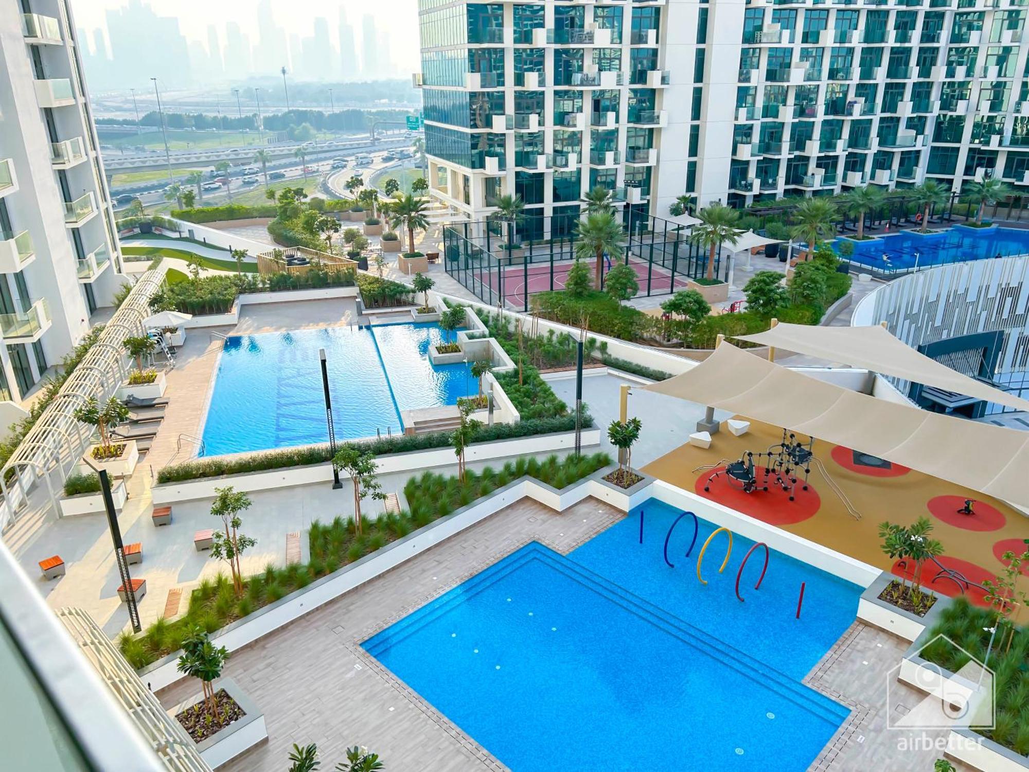 Cozy With Balcony & Stunning Views * Dubaï