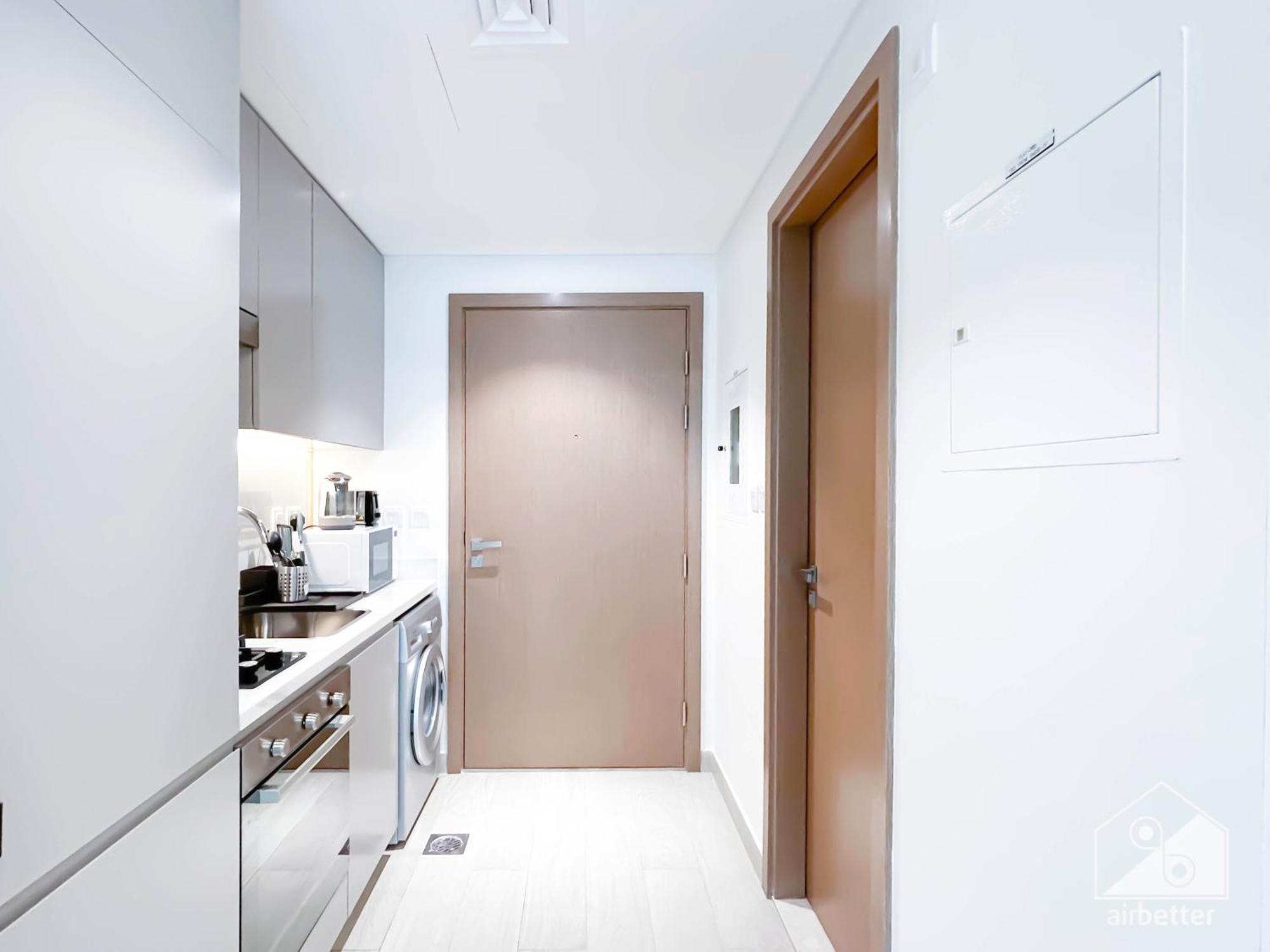 Cozy With Balcony & Stunning Views * Dubaï