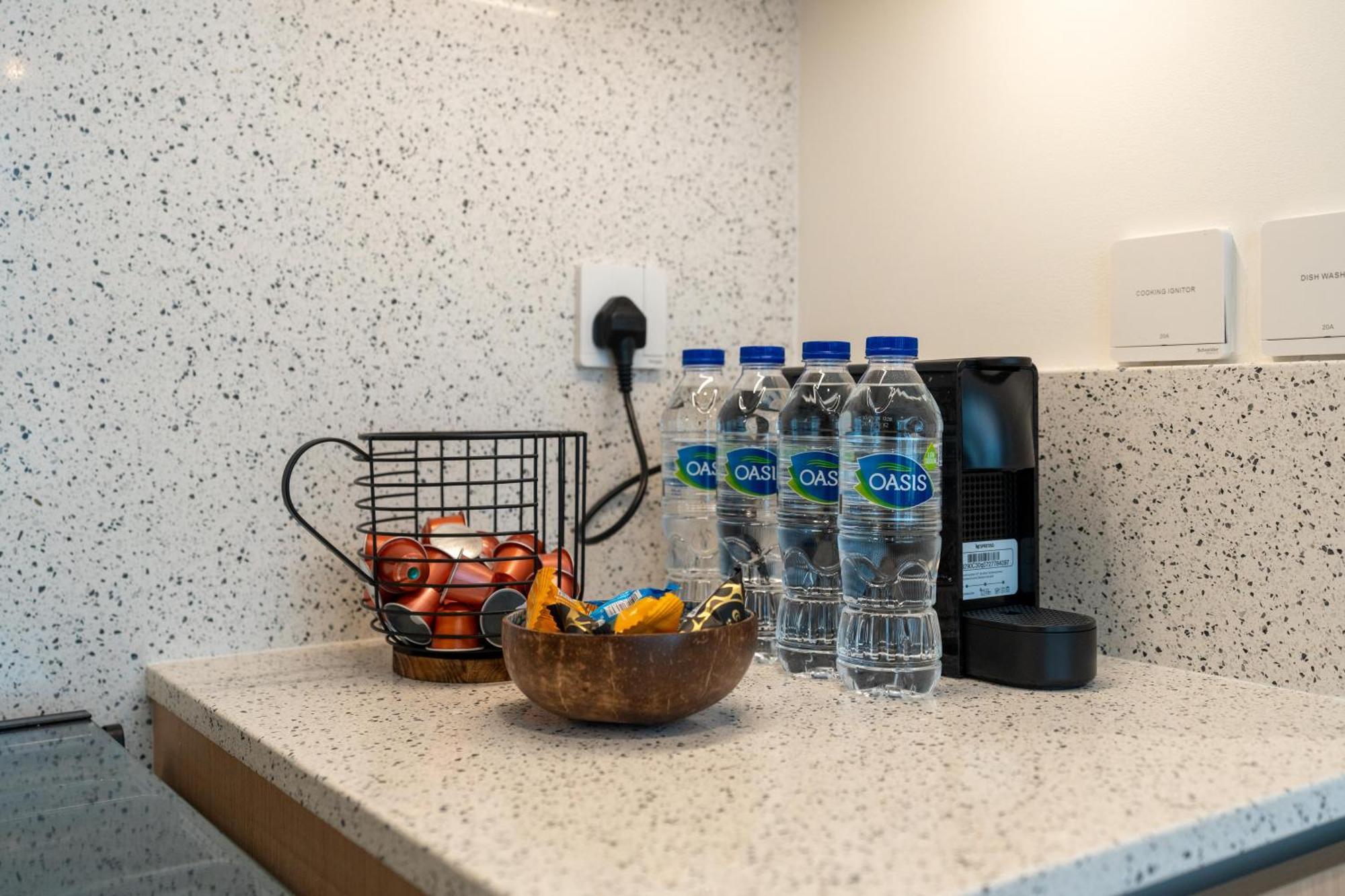 Elegant 1br With Access In Creek *
