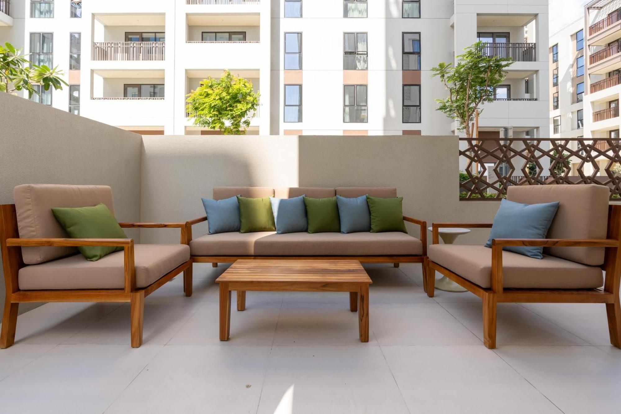 Elegant 1br With Access In Creek