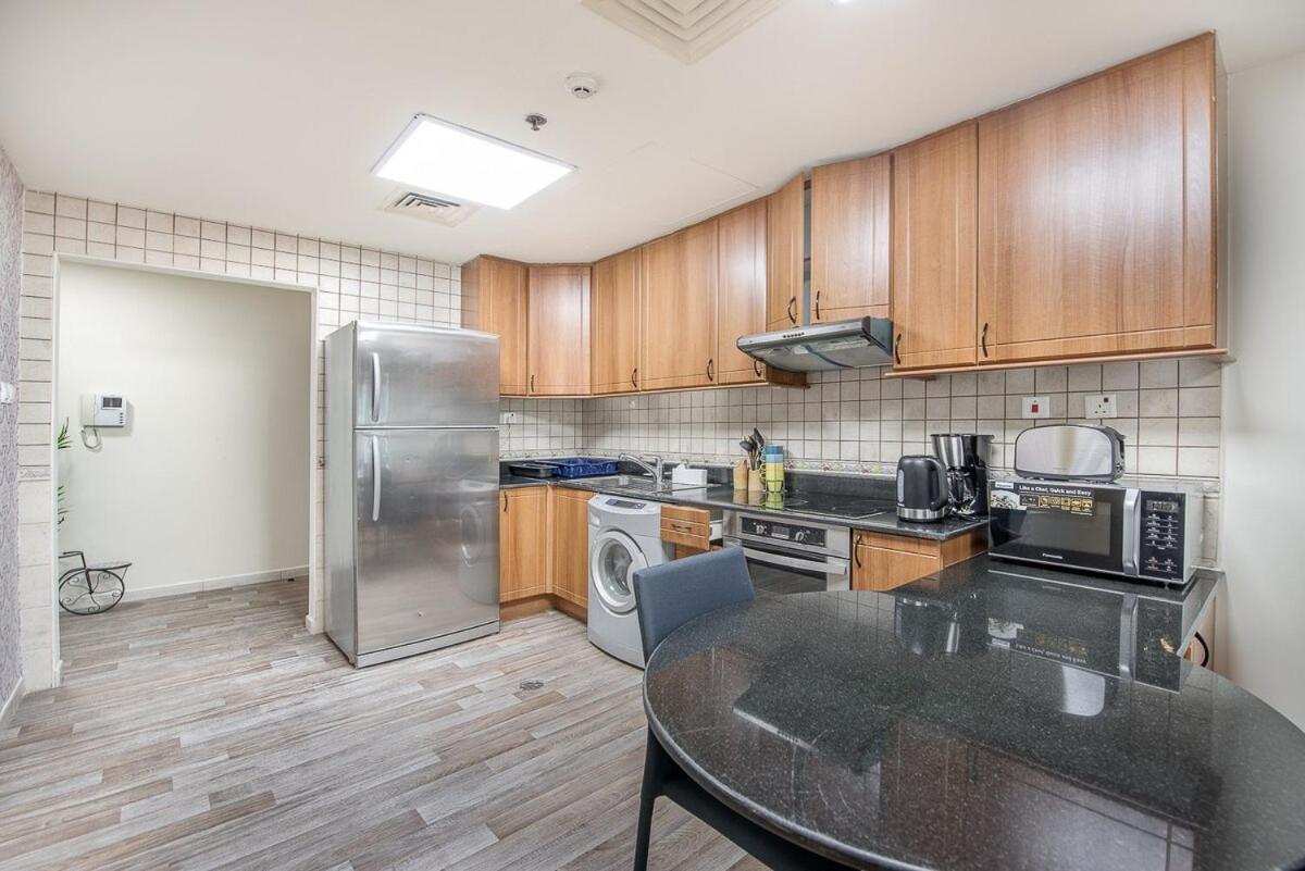 Spectacular 2-bedroom At Princess Tower In Marina! Ferienhaus *