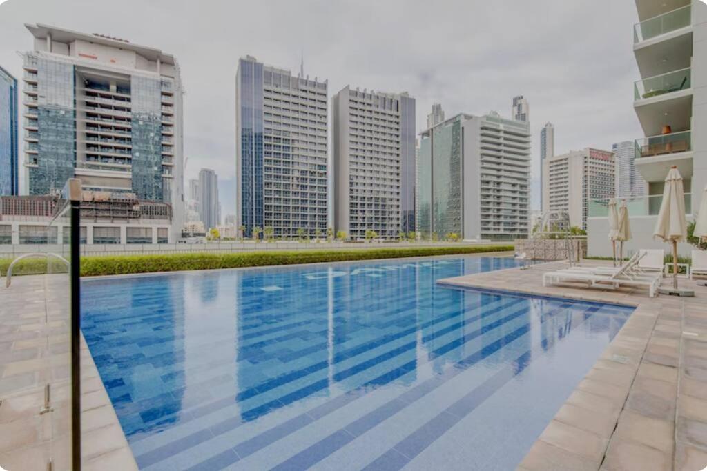 Lägenhet Cozy 1bhk With A Burj Khalifa View *