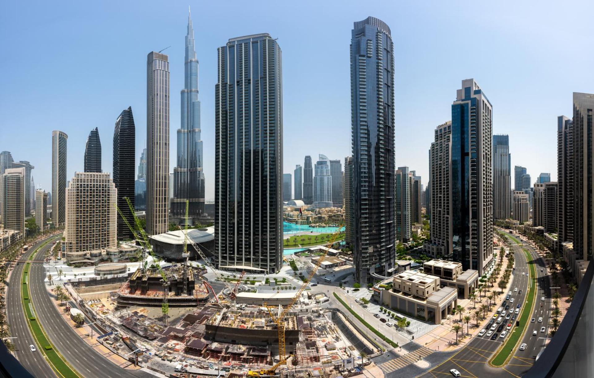 Stunning 3 Bedroom With Burj Khalifa And Fountain Views - Sleeps 9 - 2 Balconies