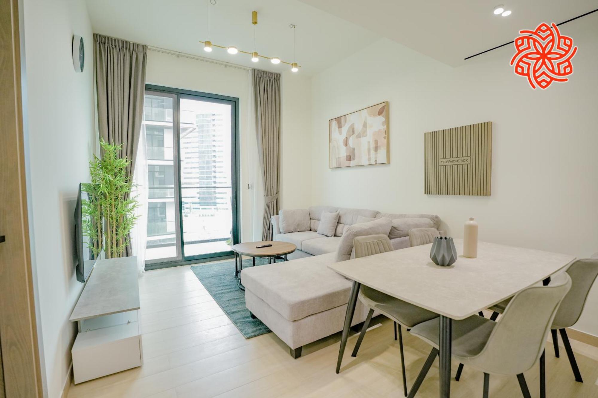 Alashrafia Saray - Bright 1bdr In Jvc Appartement *