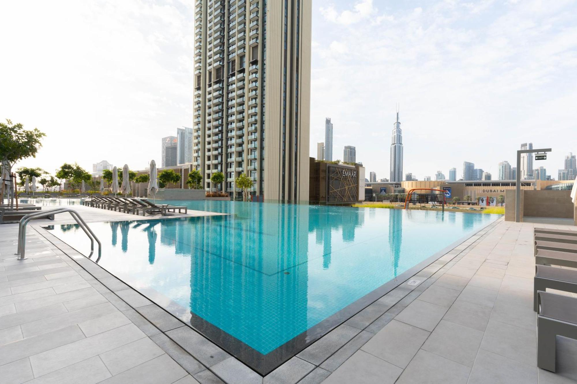 Appartement Infinity Pool With Burj Khalifa View - 1 Bedroom In Downtown - 5 Min Walk To Mall, Close To Burj Khalifa - Sleeps 4 People By Zen *