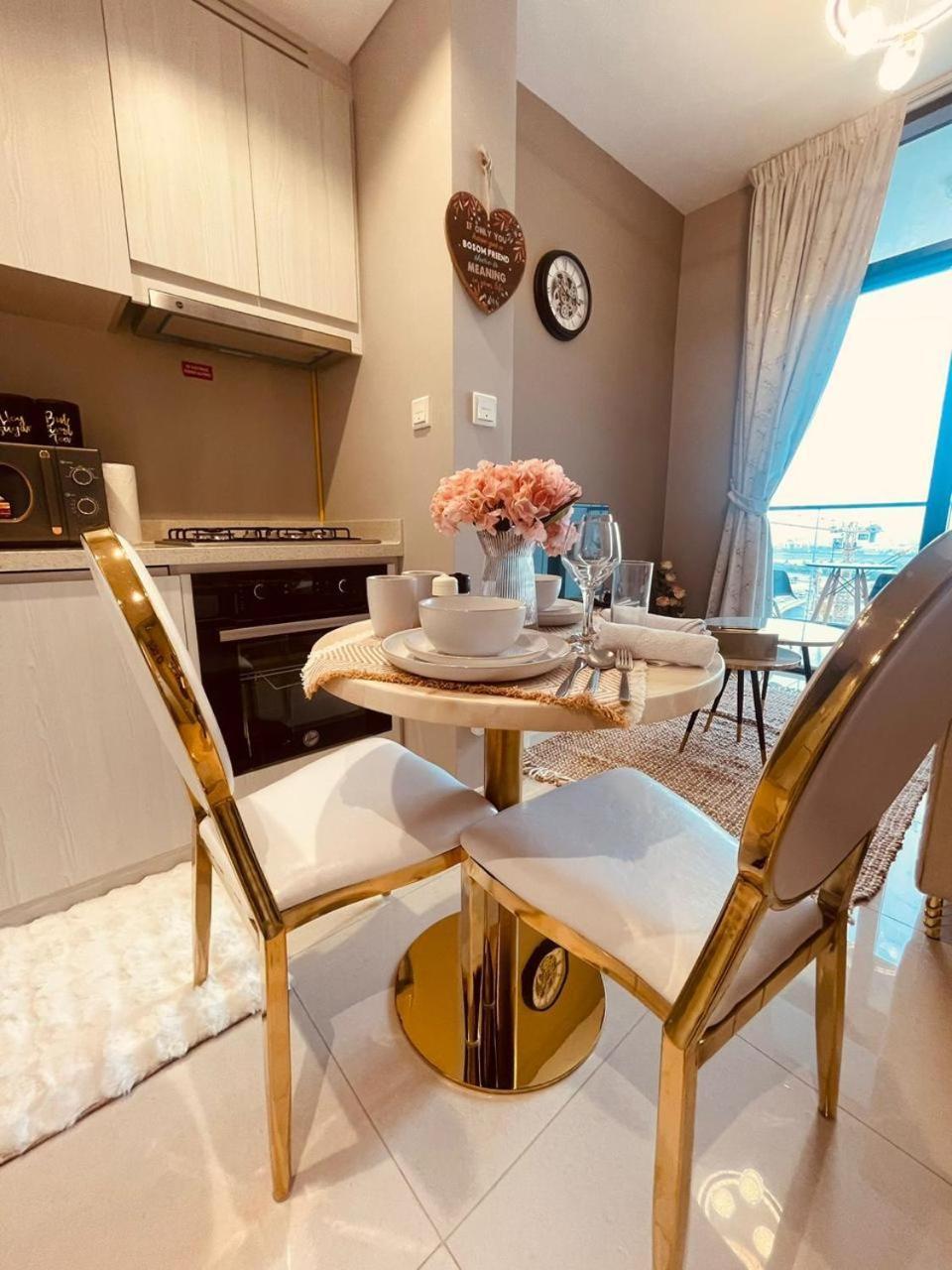 Luxury 1-bedroom Oasis Near Downtown Dubaï
