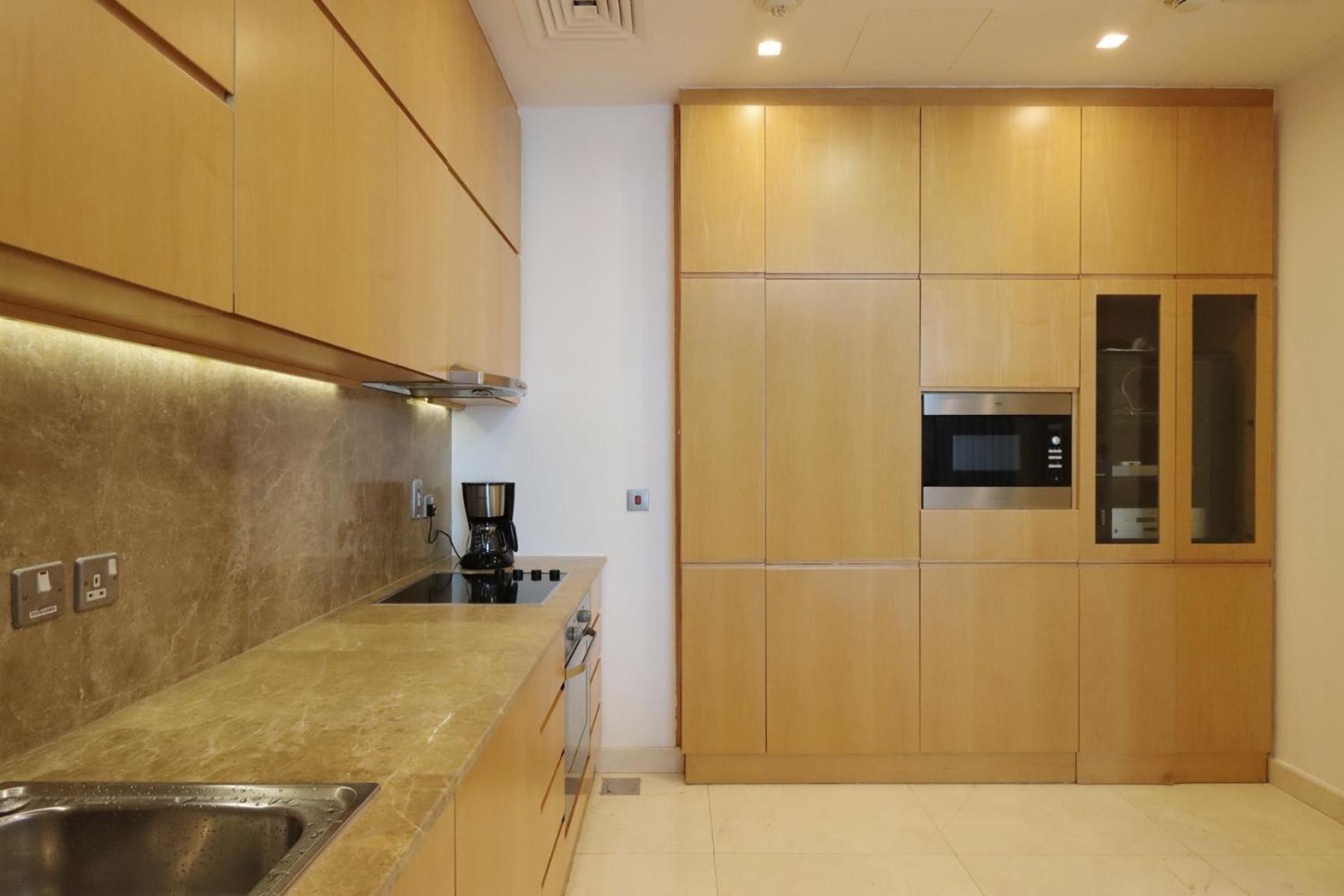 Livbnb - 1br With Sea View & Access Appartement