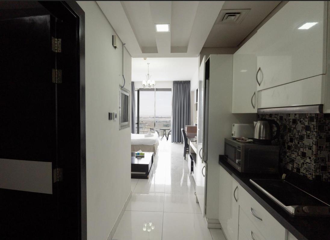 Apartment 18 Bricks Roma 513
