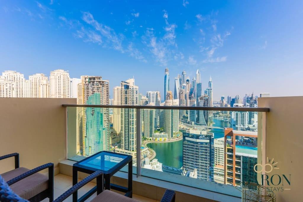 Stylish 1br Unit, Address Marina Appartement