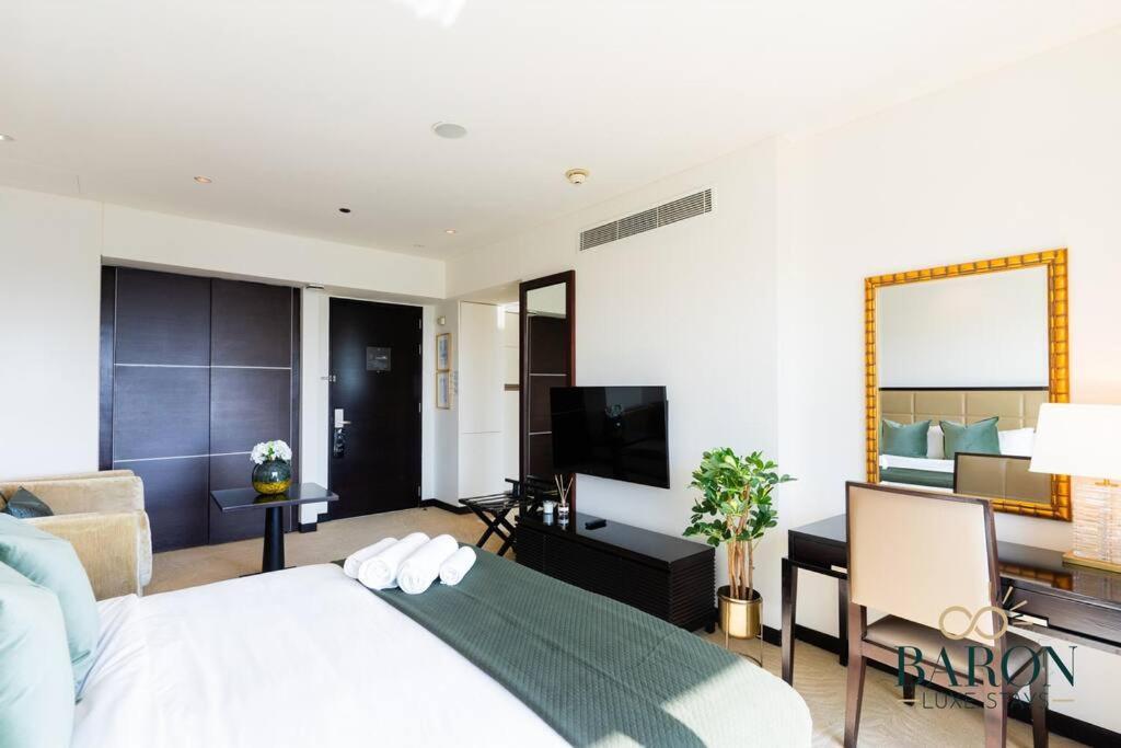 Amazing Studio, Address Marina. Apartamento