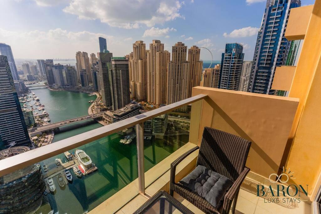 Amazing Studio, Address Marina. Apartamento Dubái