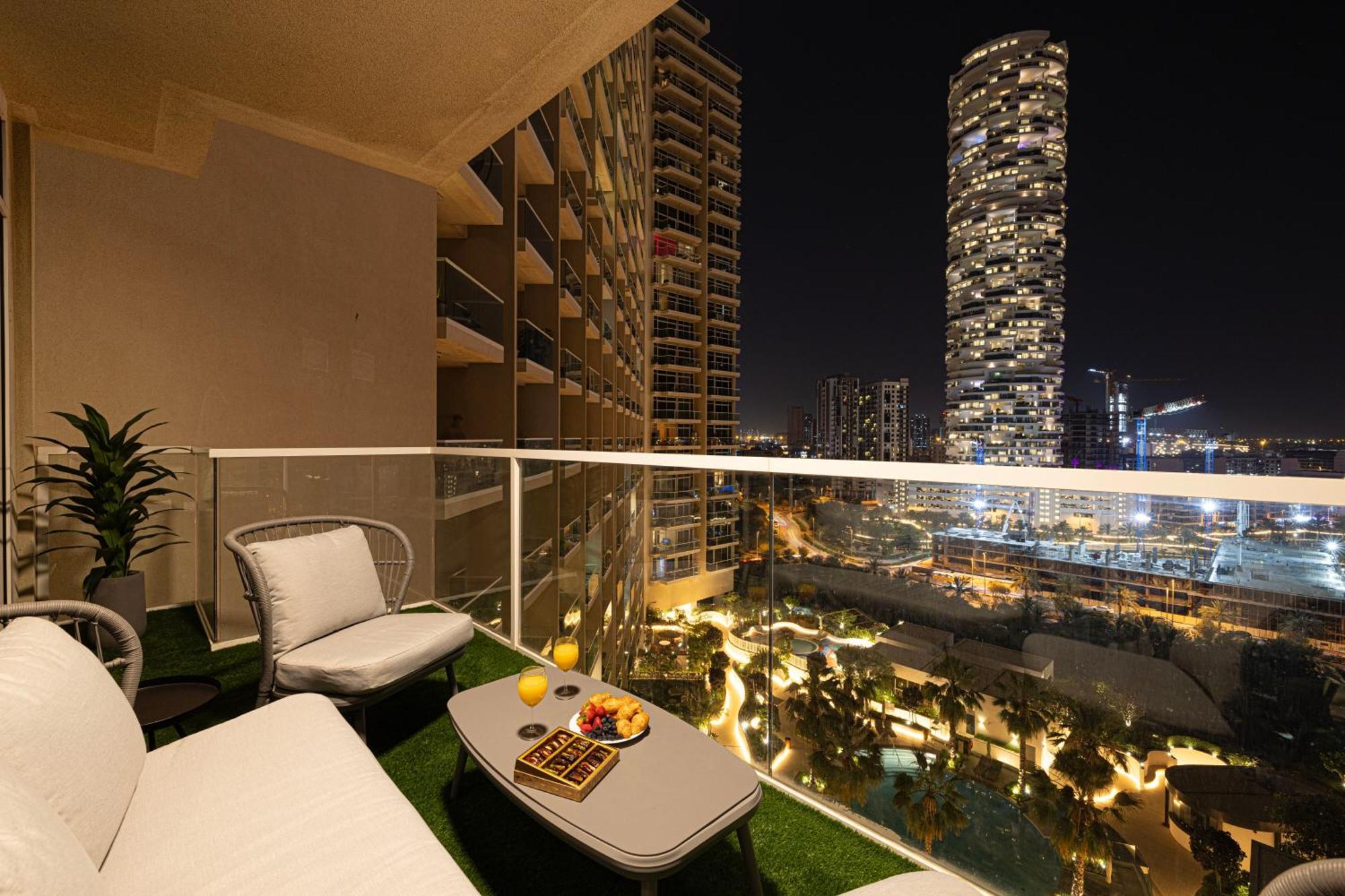 Smartstay At Zaya Hameni - Modern Luxury - Unique In Jvc Apartment