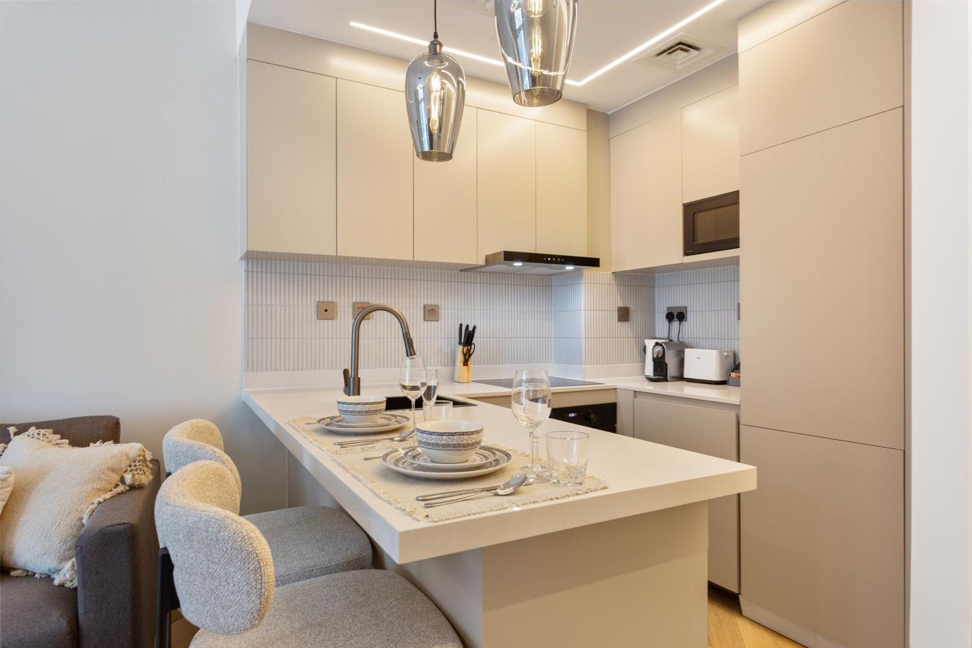 Marina Seaside Living Prime Location By The *