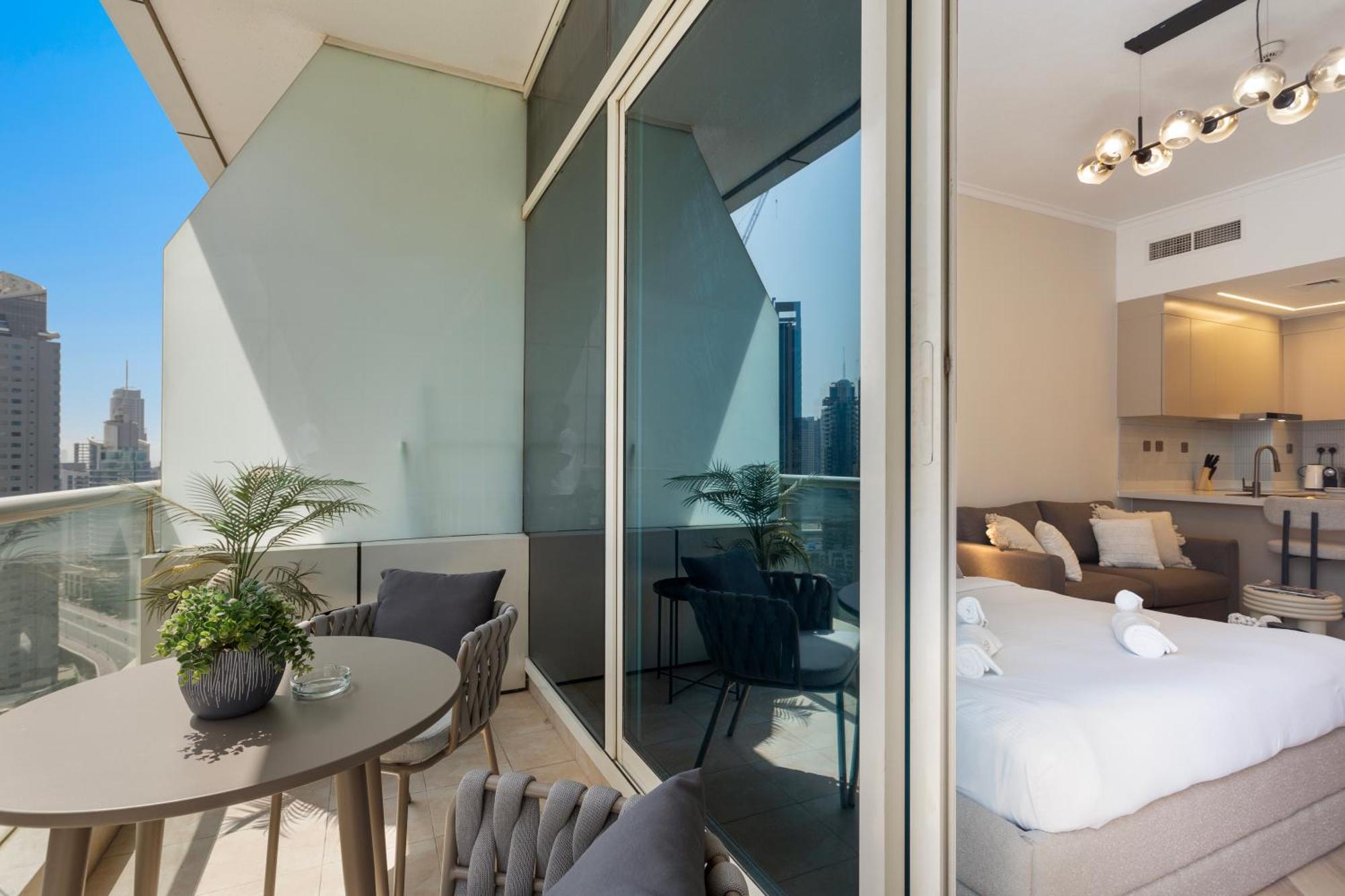 Marina Seaside Living Prime Location By The *