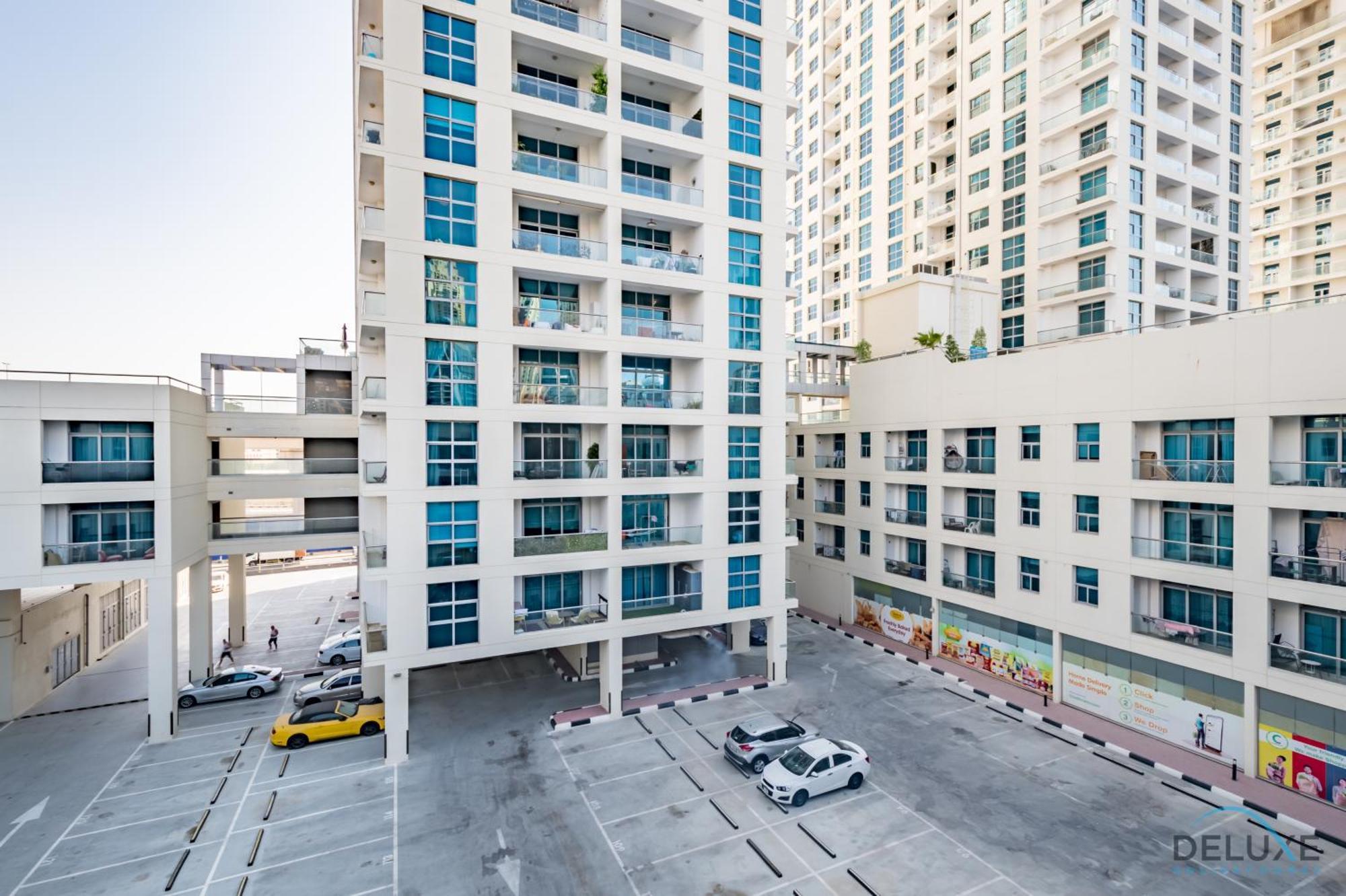 Captivating 1br At Dec Towers Marina By Deluxe Homes Appartement Dubaï