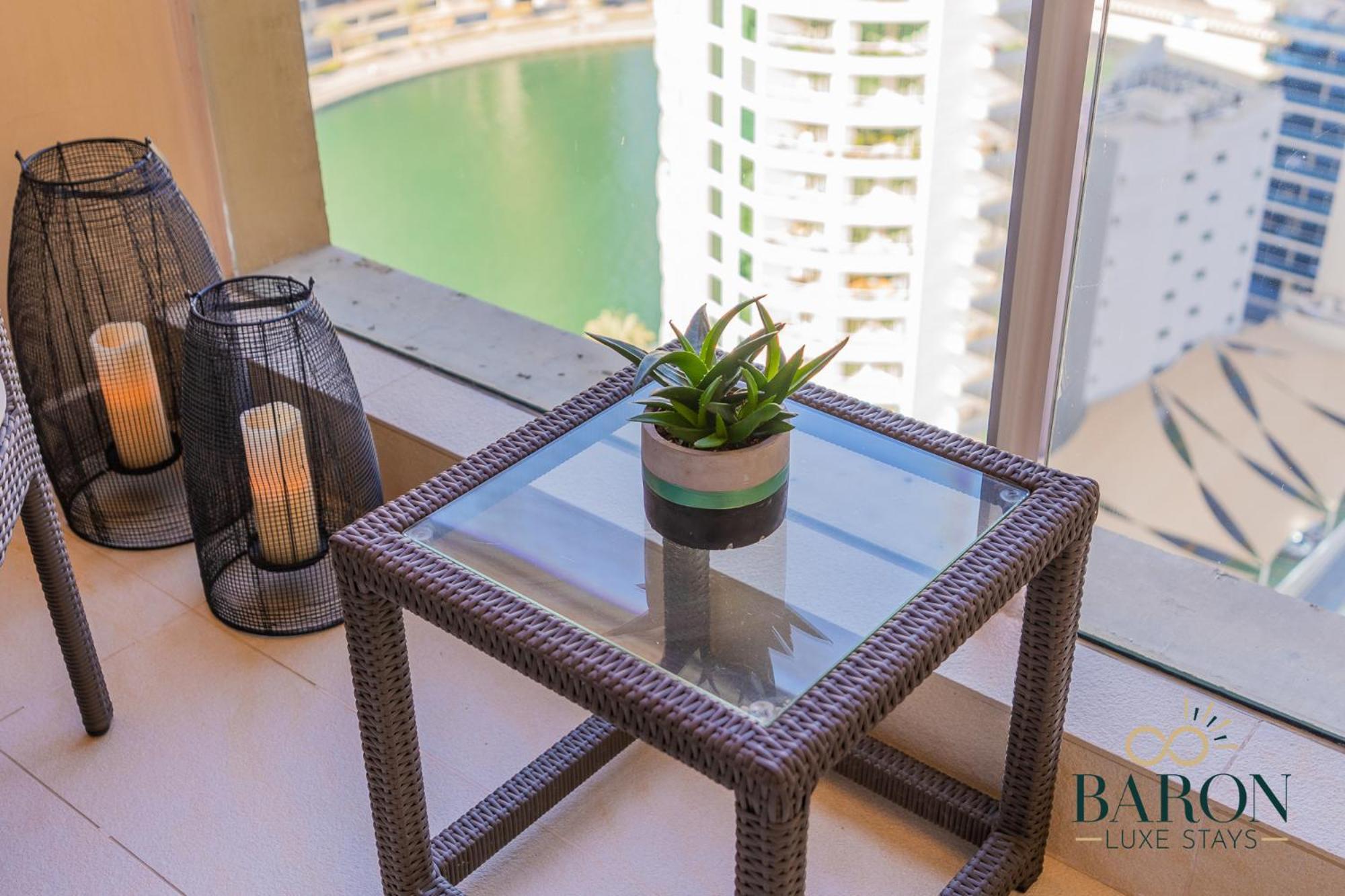 Luxurious At Address Residences 15 *