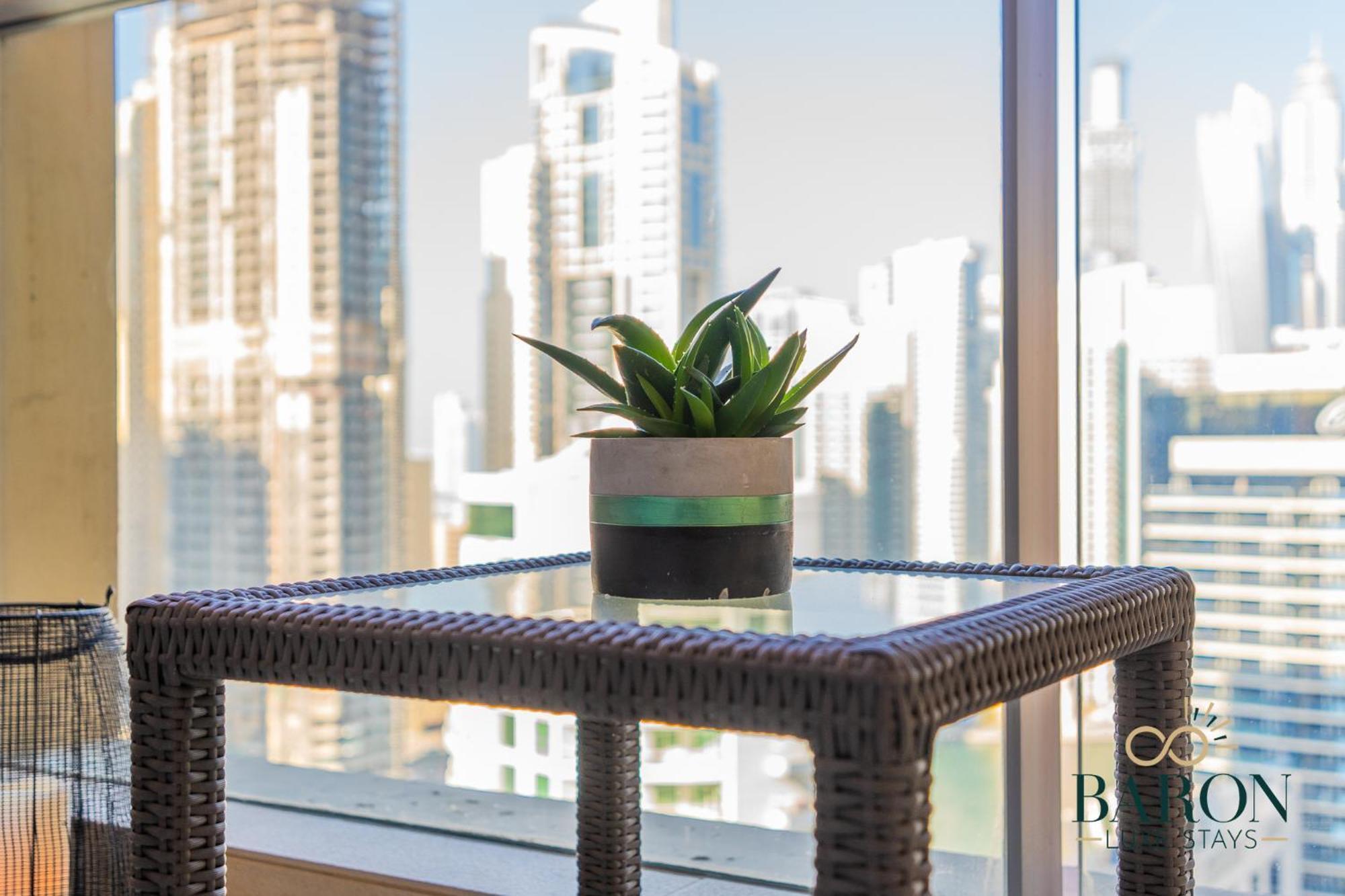 Luxurious At Address Residences 15