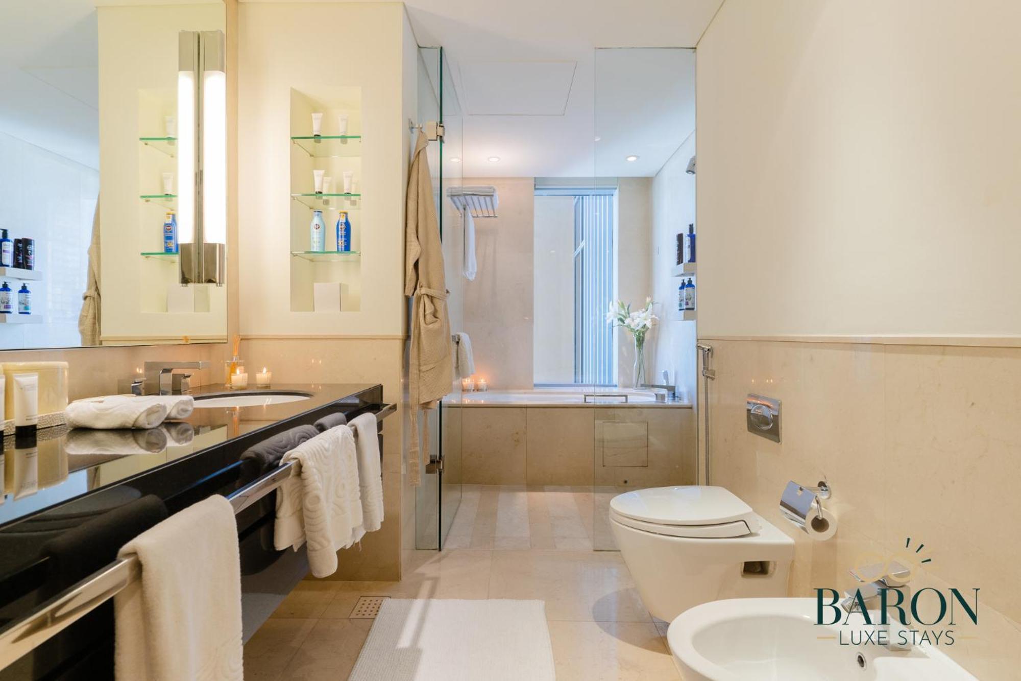 Luxurious At Address Residences 15