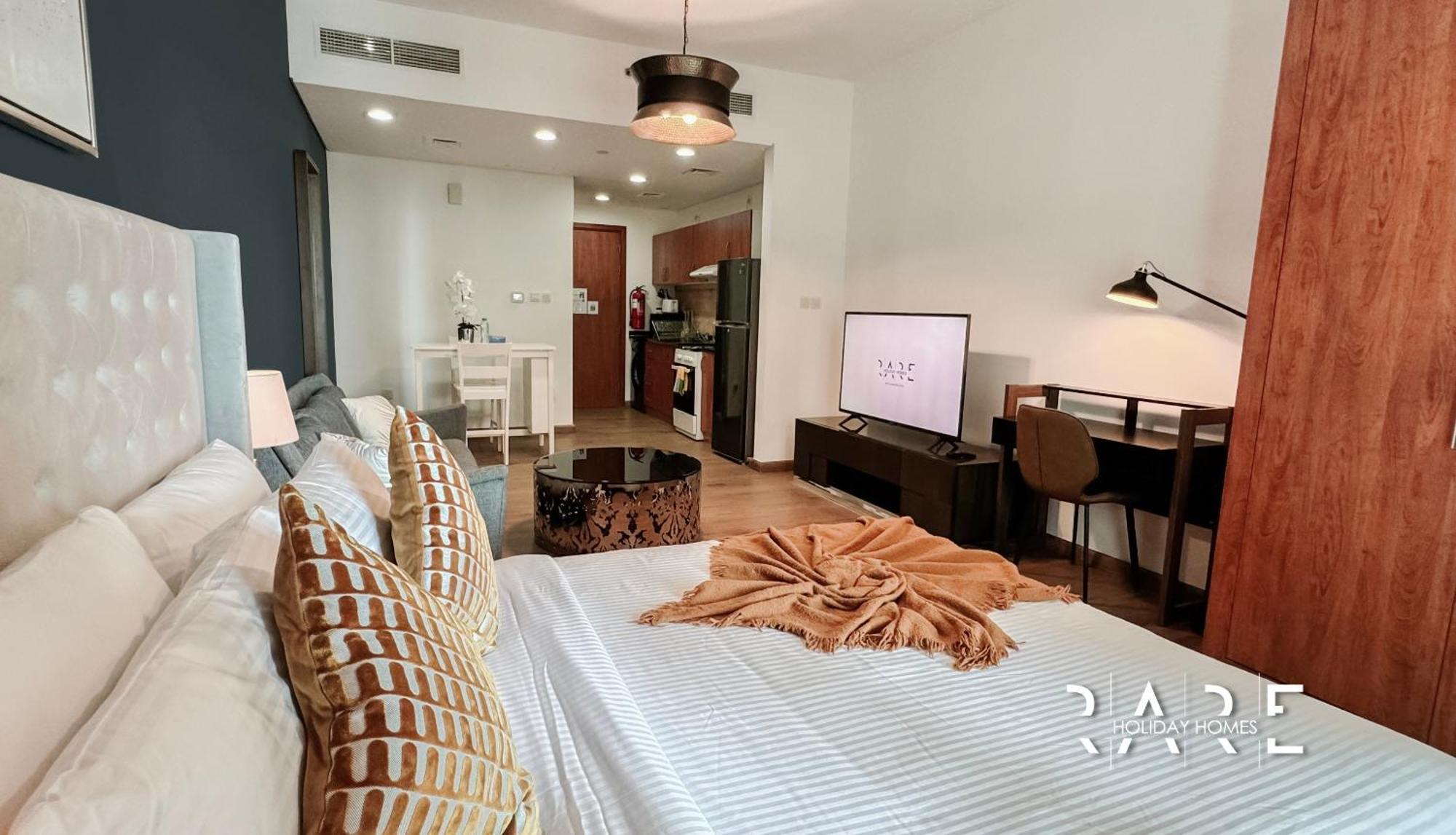 Rare Homes - Near Center Ma'eisem - Pool View - Crescent Tower A - R706 - Impz