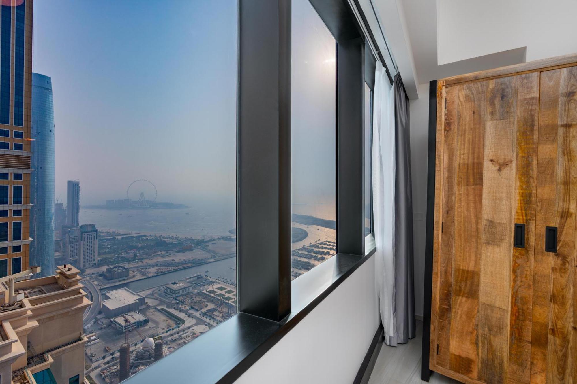 The Luxe Marina Experience - Stylish 2br With Sweeping Balcony Views For Total Relaxation Appartement