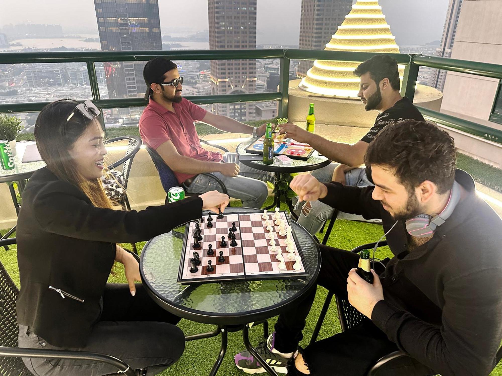 Pathfinder Partition In Barsha Heights Tecom * Dubái