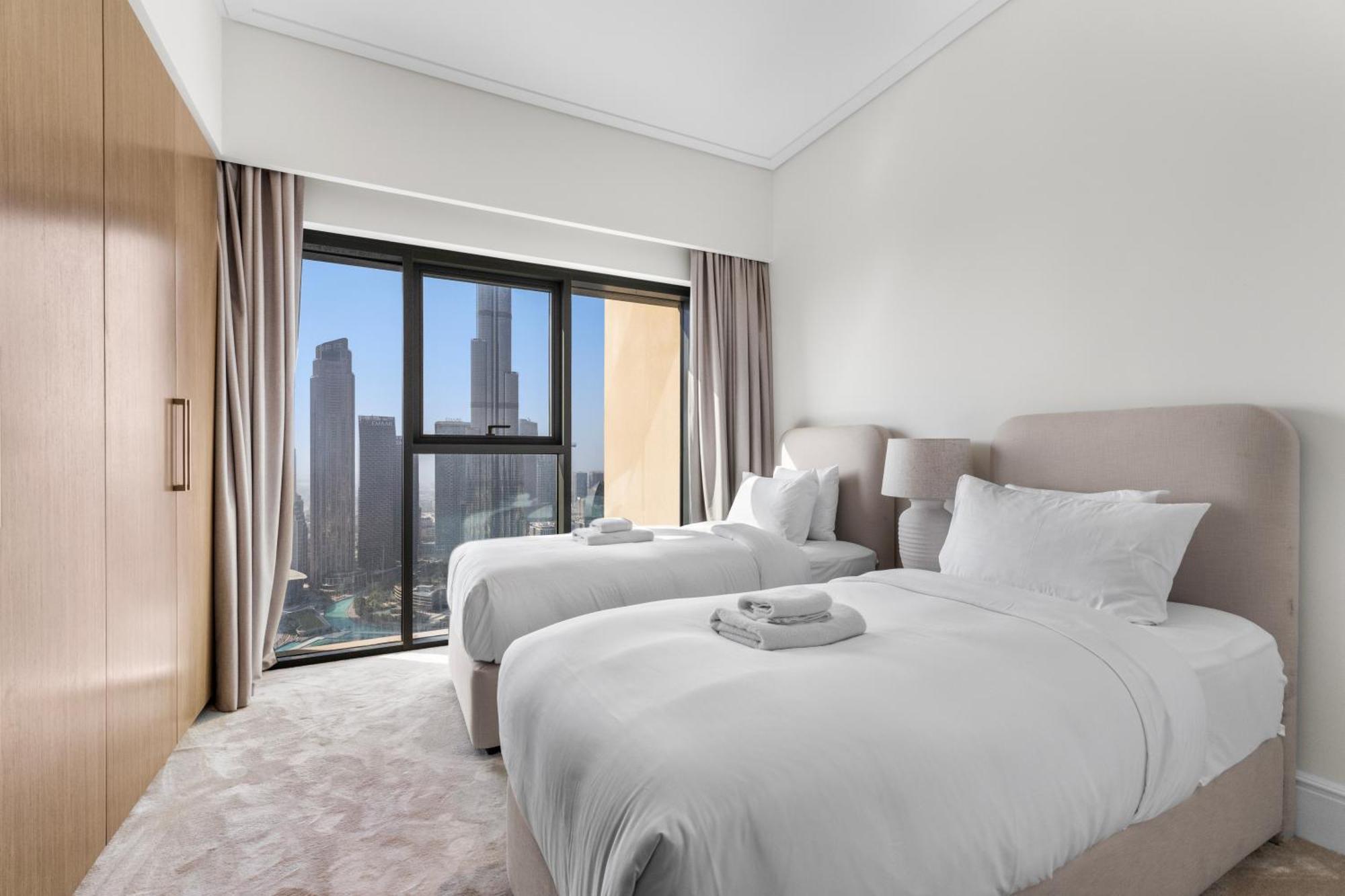 Lejlighed Full Fountain And Burj View - 3br Burj Royale *