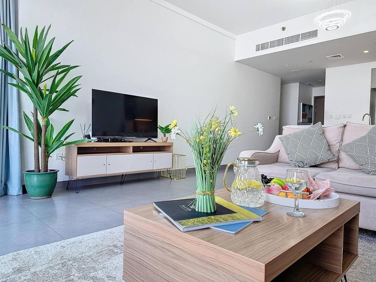 Fam Living - Spacious 3-bedroom In Creek Gate With Stunning Views