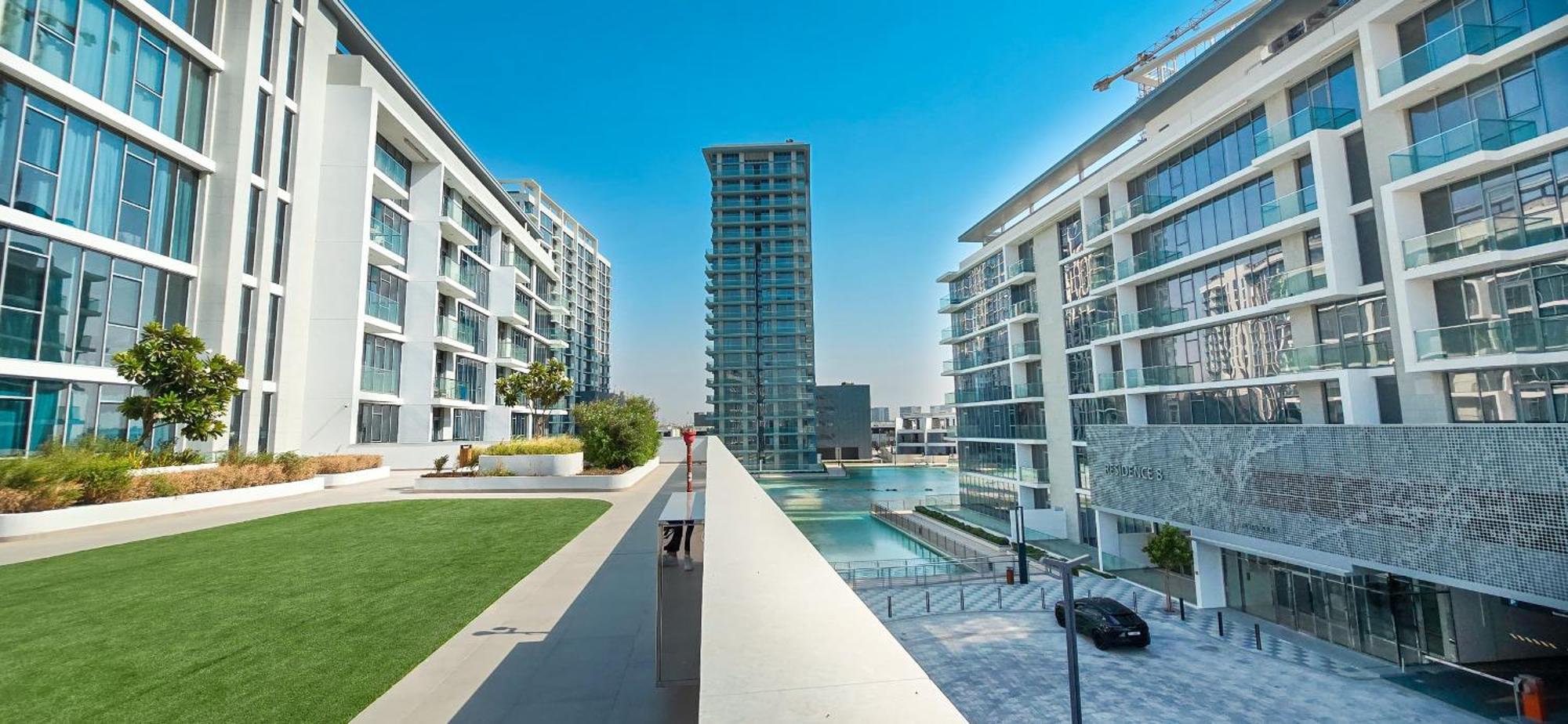 Apartment Easygo-luxury 2br & Maids With Lagoon View Dubai