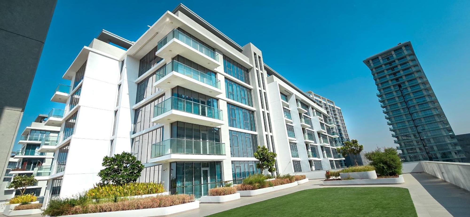 Apartment Easygo-luxury 2br & Maids With Lagoon View
