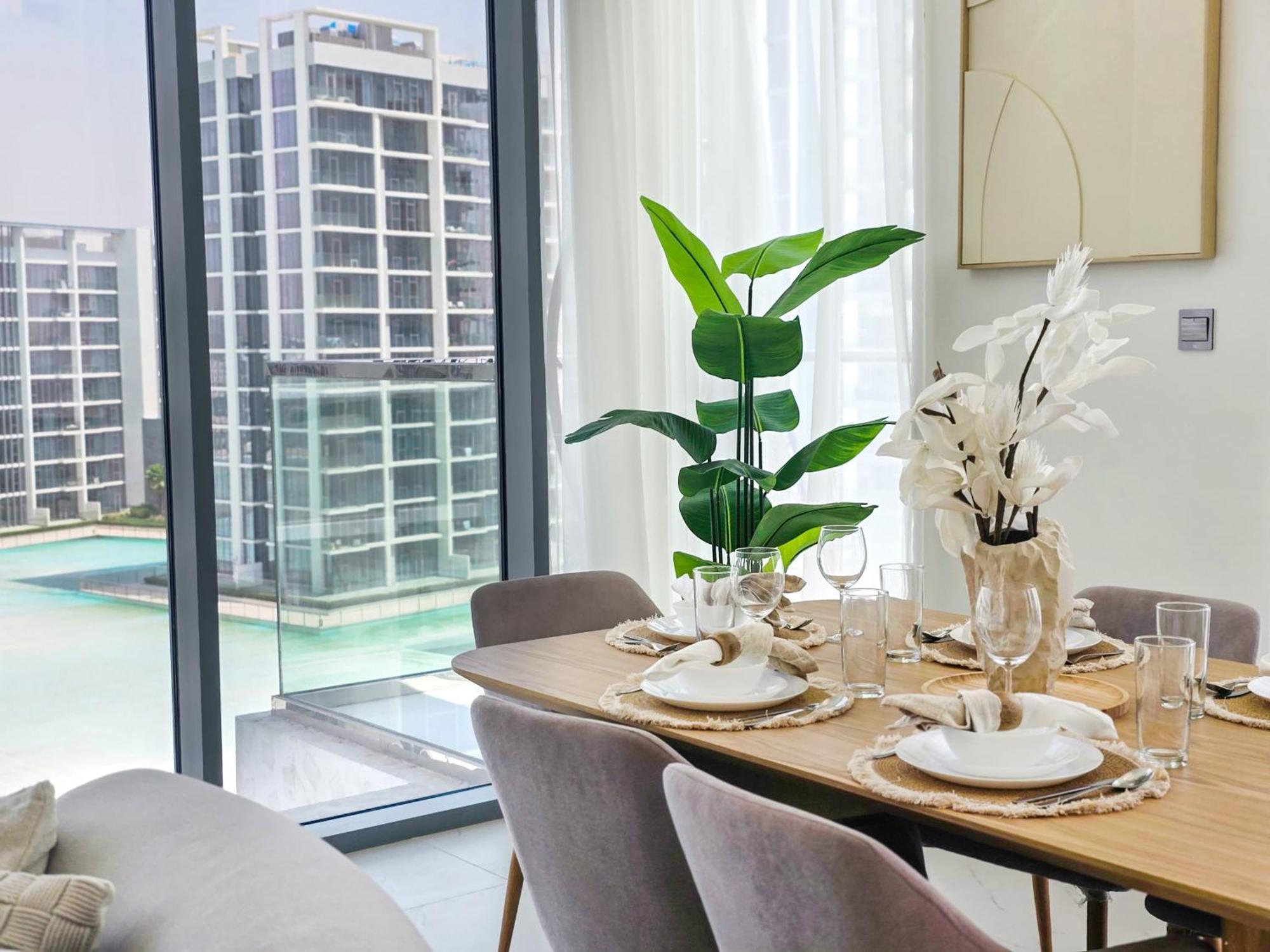 Apartment Easygo-luxury 2br & Maids With Lagoon View