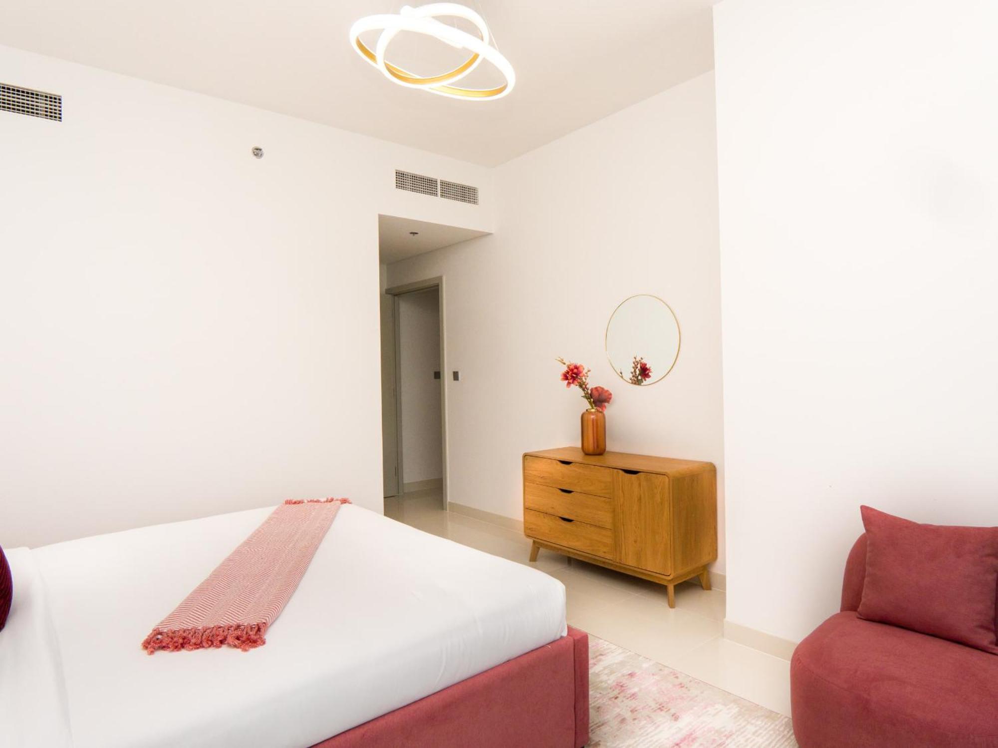 Easygo- Beachfront 2bdr In Harbor- Isle Dubai
