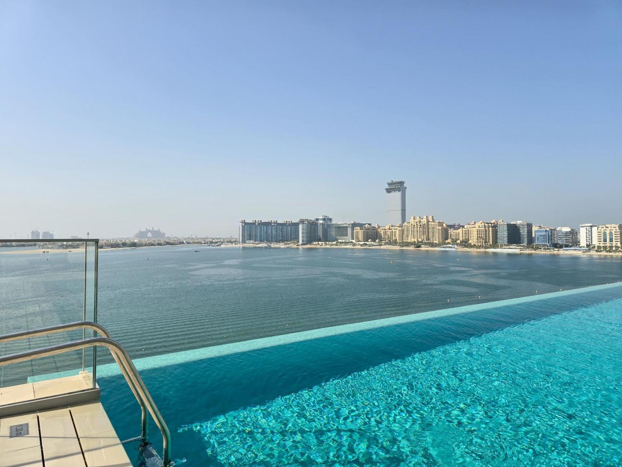 Easygo- Beachfront 2bdr In Harbor- Isle Lägenhet Dubai