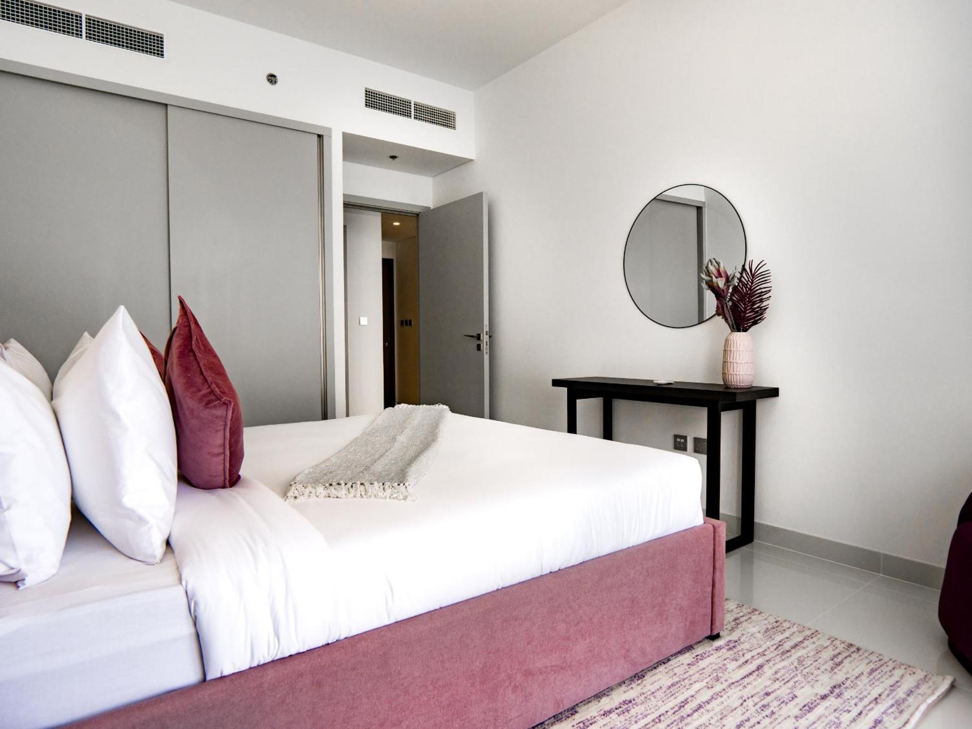 Easygo- Beachfront 2bdr In Harbor- Isle Apartment