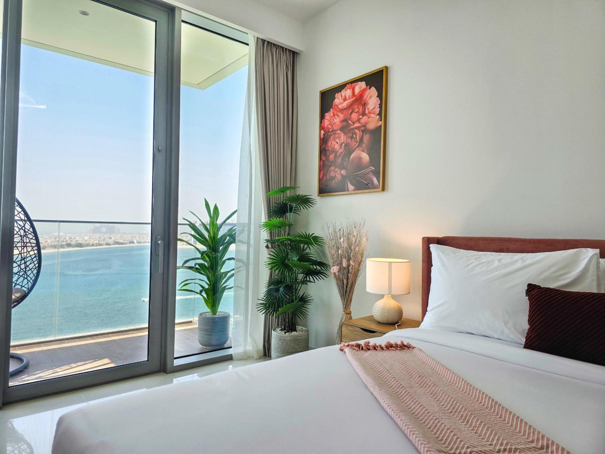 Lägenhet Easygo- Beachfront 2bdr In Harbor- Isle Dubai